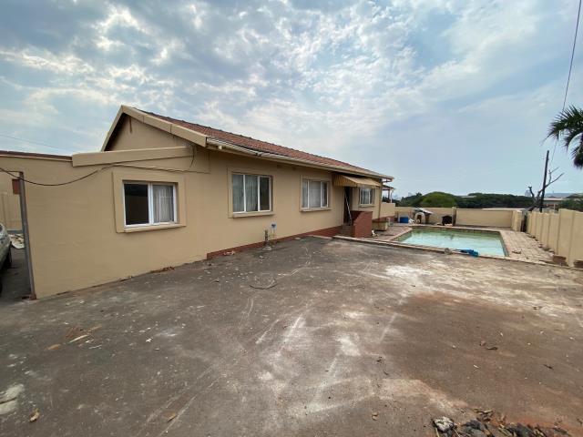 3 Bedroom House for sale in Bluff