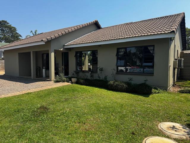 3 Bedroom House for sale in Waterfall