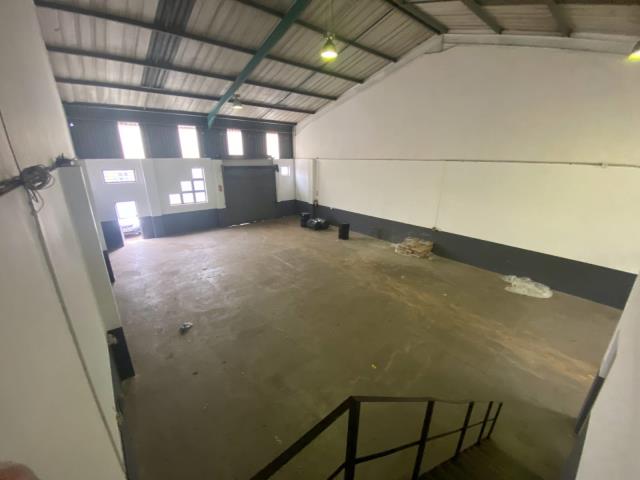 265m² Commercial space to let in Waterfall