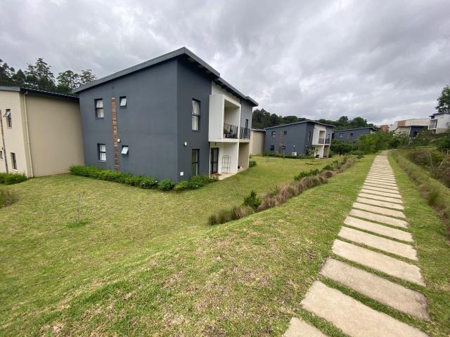 2 Bedroom Apartment for sale in Waterfall