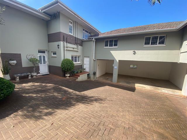 3 Bedroom House for sale in Glenmore