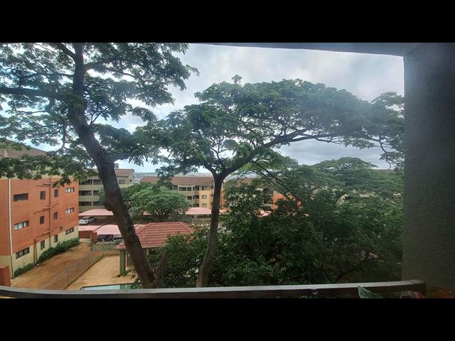 2 Bedroom Apartment to let in Montclair