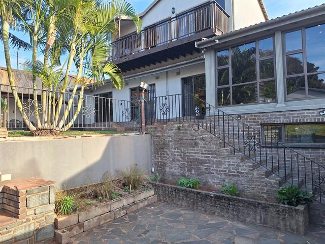 3 Bedroom House for sale in Bluff