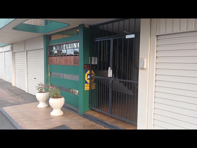 2 Bedroom Apartment for sale in Westridge