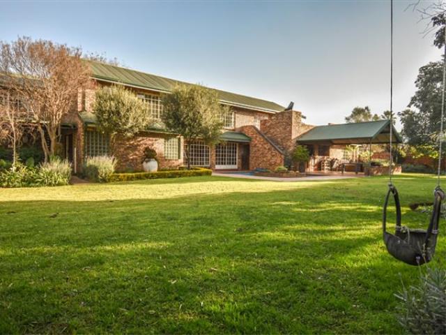 7 Bedroom House for sale in Groenkol