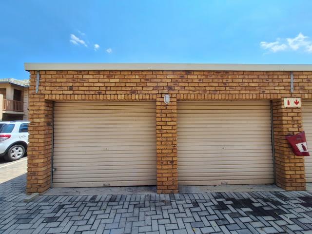 2 Bedroom Townhouse for sale in Amberfield