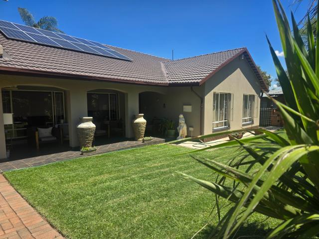 4 Bedroom House for sale in Wonderboom