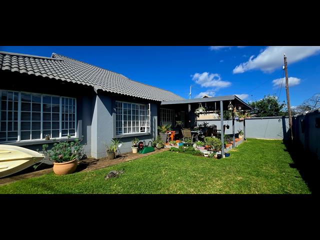 3 Bedroom House for sale in Annlin