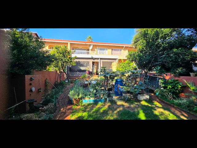 3 Bedroom Duplex for sale in Wonderboom