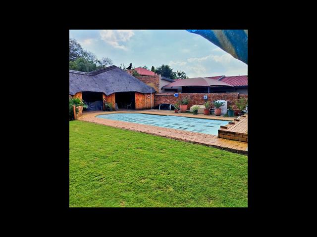 3 Bedroom House for sale in Doornpoort
