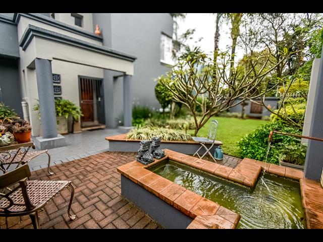 3 Bedroom House for sale in Wierda Park