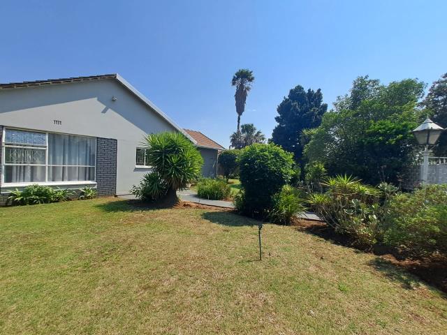 4 Bedroom House for sale in Brackenhurst