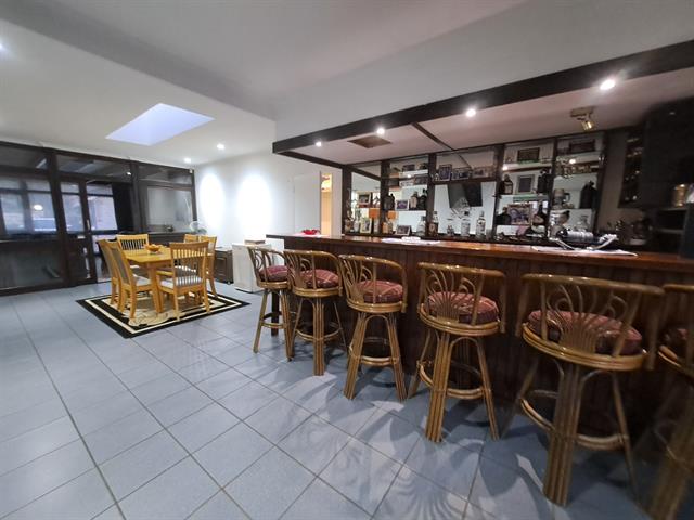 4 Bedroom House for sale in Brackenhurst