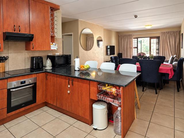 2 Bedroom Townhouse for sale in Meyersdal