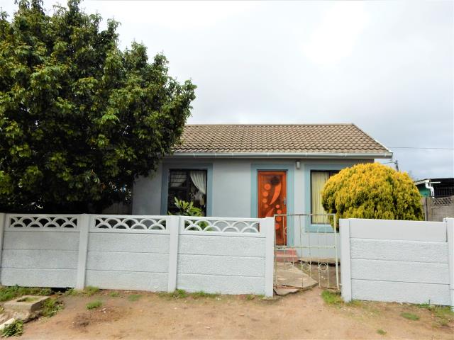 2 Bedroom House for sale in Newton