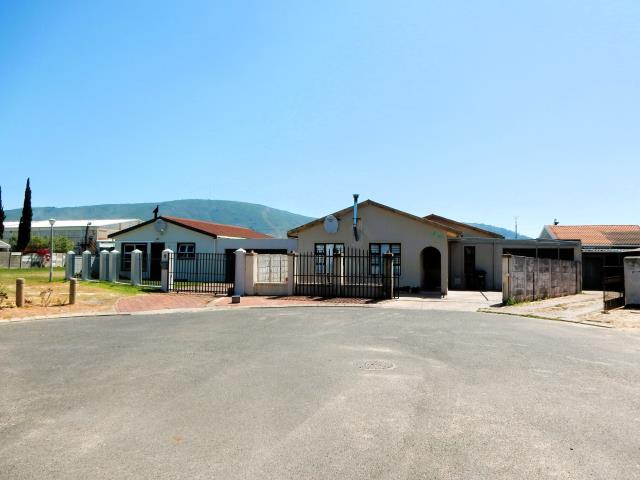 4 Bedroom House for sale in New Orleans