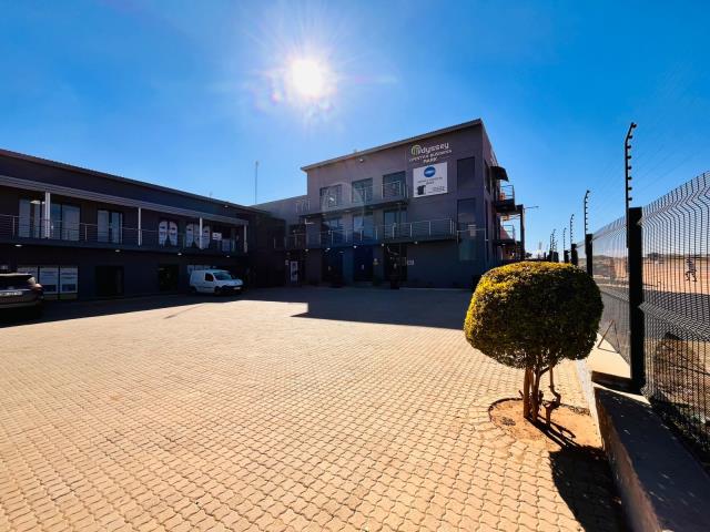 to let in Mankweng