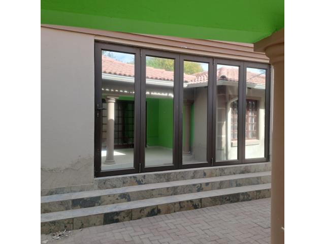 0.5 Bedroom House to let in Fauna Park