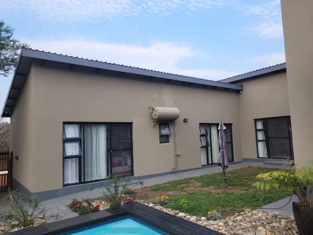 3 Bedroom House for sale in Kampersrus