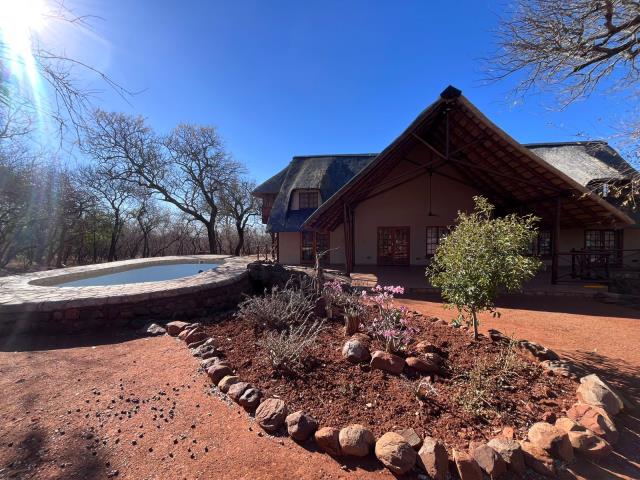 4 Bedroom House for sale in Canyon Game Reserve