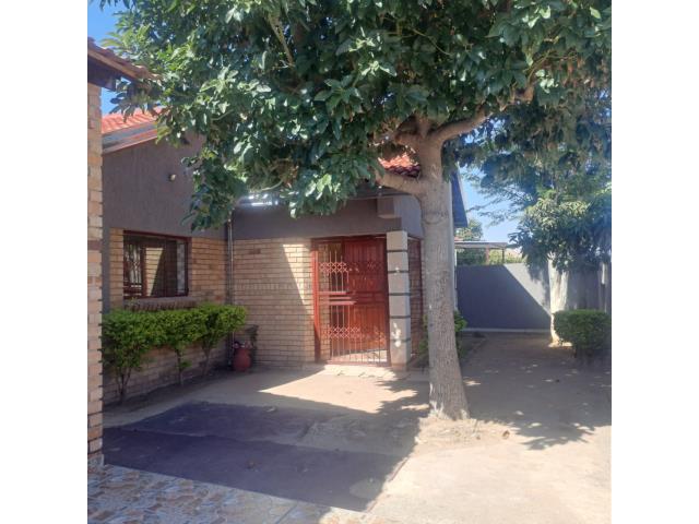 4 Bedroom House for sale in Seshego A