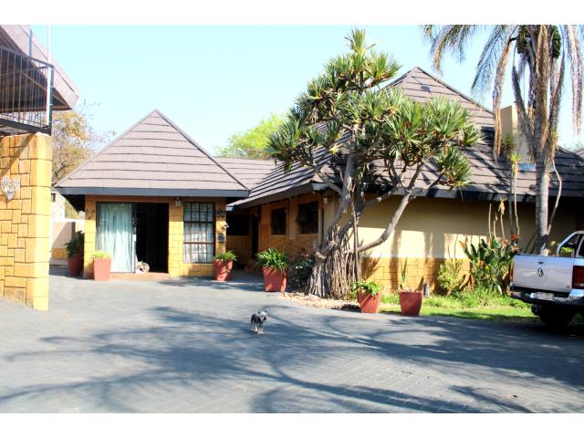 3 Bedroom House for sale in Bendor