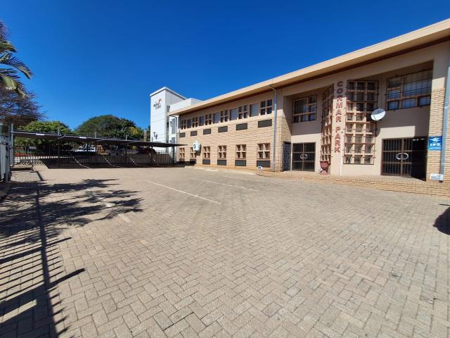 534m² Commercial space for sale in Bendor
