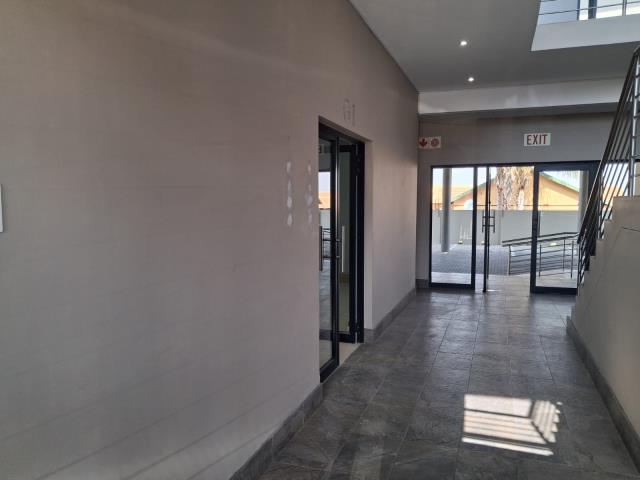 60m² Office space to let in Bendor