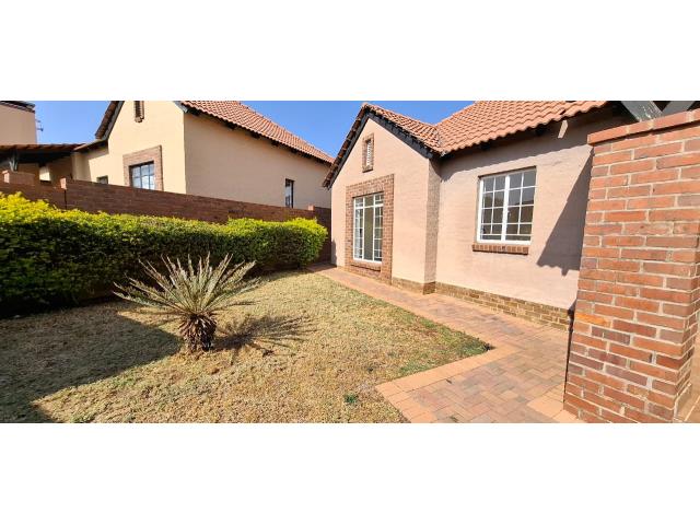 3 Bedroom Townhouse to let in North View Estate