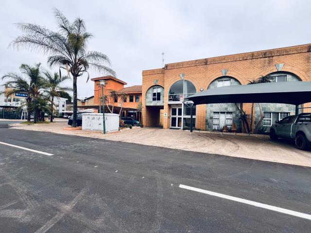 47m² Office space to let in Bendor