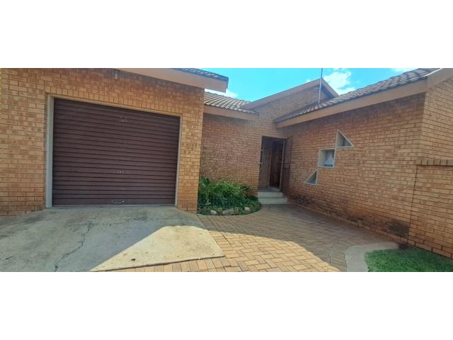 3 Bedroom House to let in Bendor