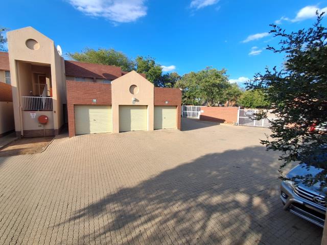 2 Bedroom Townhouse to let in Fauna Park