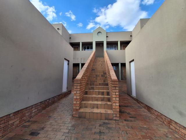 2 Bedroom Townhouse to let in Fauna Park