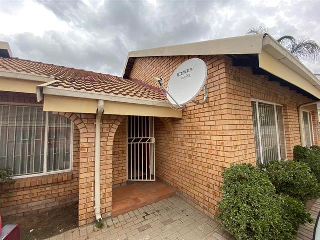 2 Bedroom Townhouse to let in Annadale