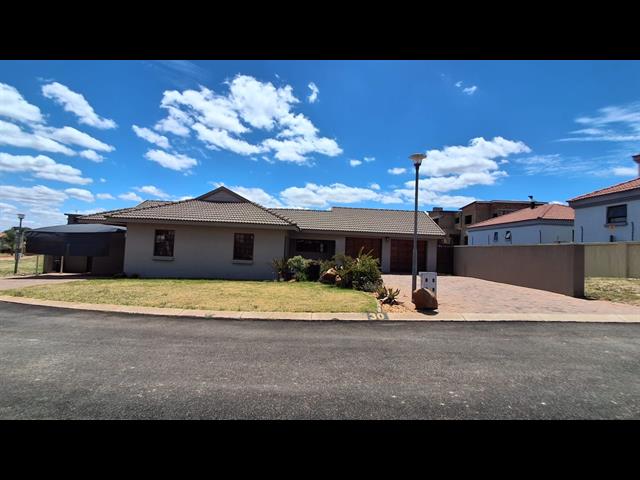3 Bedroom House to let in Waterberry Country Estate