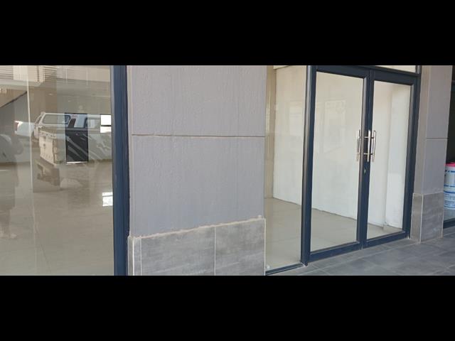 330m² Office space to let in Mankweng