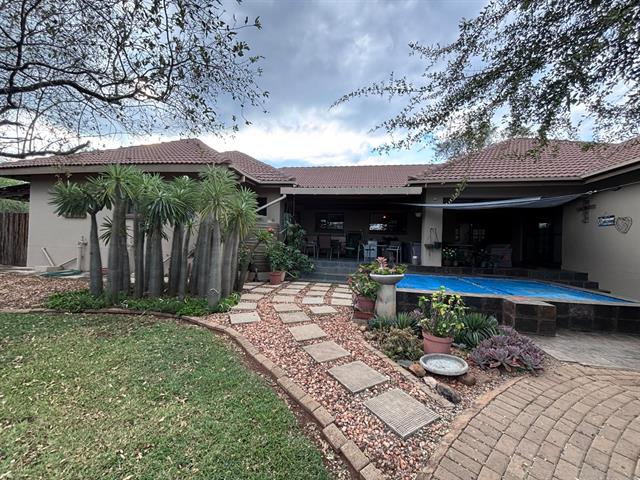 4 Bedroom House for sale in Hoedspruit Wildlife Estate