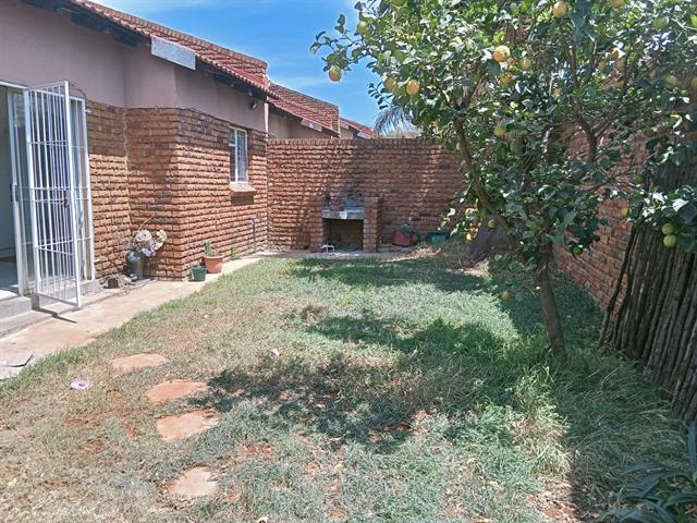2 Bedroom Townhouse to let in Fauna Park