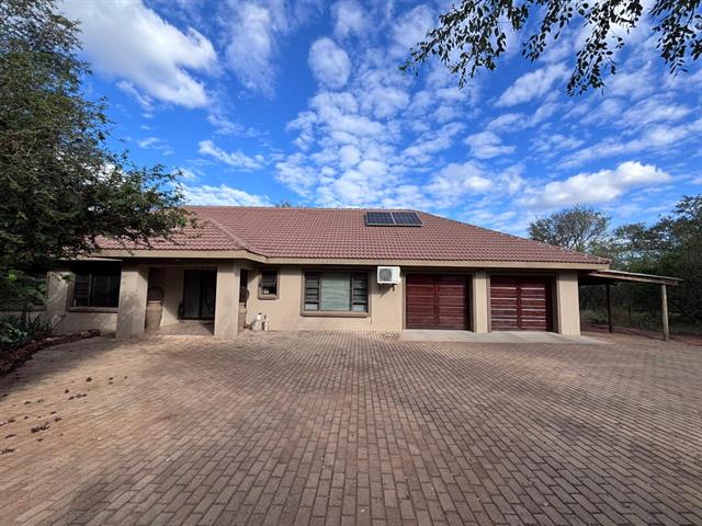 4 Bedroom House for sale in Hoedspruit Wildlife Estate