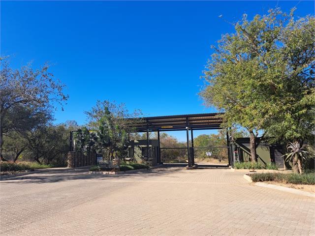 2 Bedroom Townhouse for sale in Hoedspruit