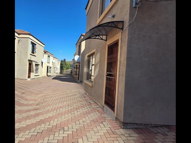 3 Bedroom Duplex for sale in Polokwane Central