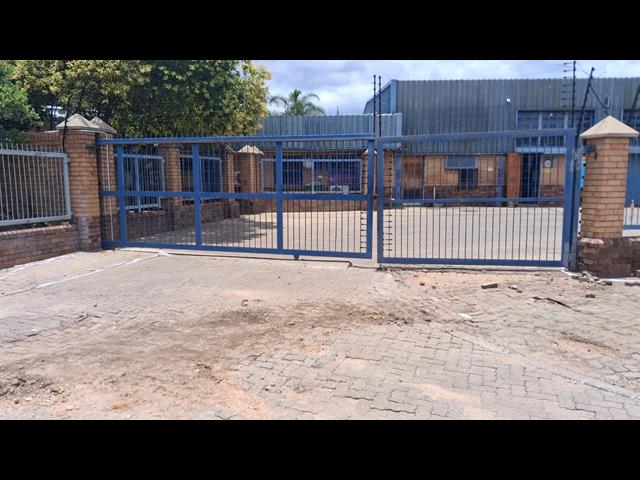 912m² Industrial space to let in Polokwane Industria