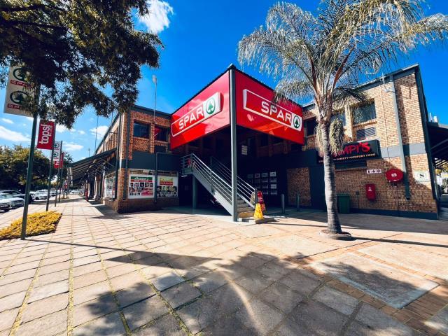 35m² Office space to let in Flora Park