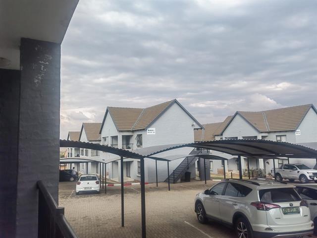 1 Bedroom Apartment for sale in Doringkruin