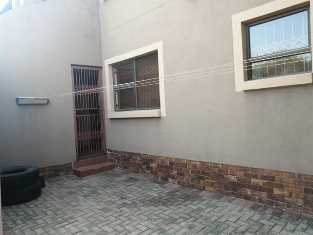 3 Bedroom Apartment for sale in Ivy Park