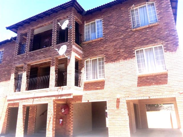 2 Bedroom House for sale in Rustenburg Central