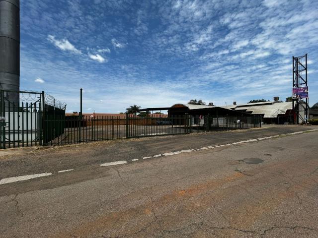 Land to let in Melodie