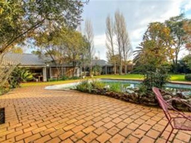 4 Bedroom House for sale in Vanderbijlpark SW 1