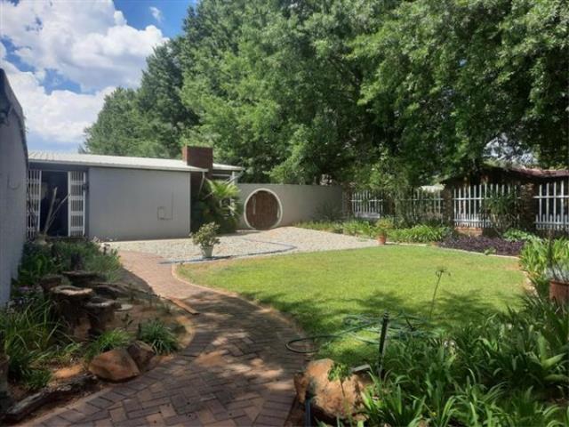 4 Bedroom House for sale in Sasolburg Central