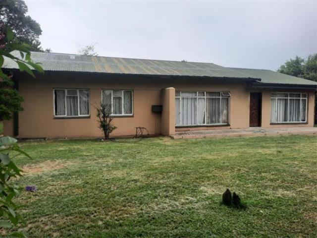 11 Bedroom House for sale in Sasolburg Central